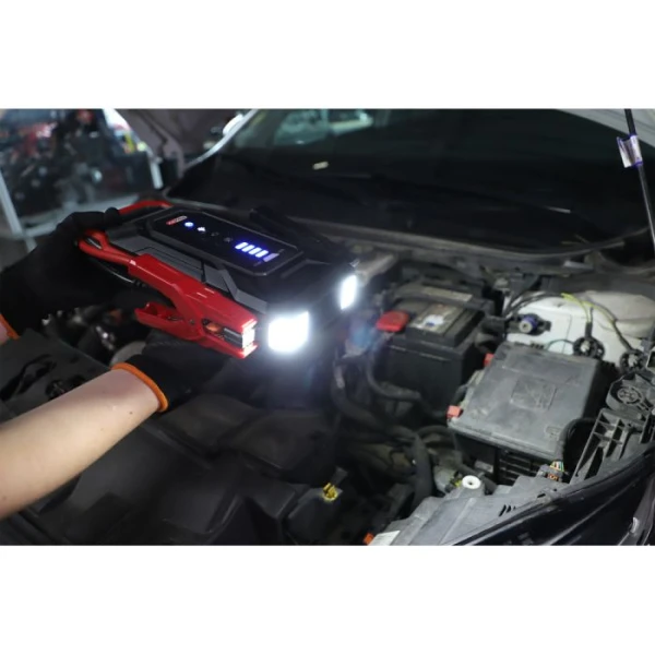 Booster Lithium 12V KS Tools 550.1930F - Mise en situation