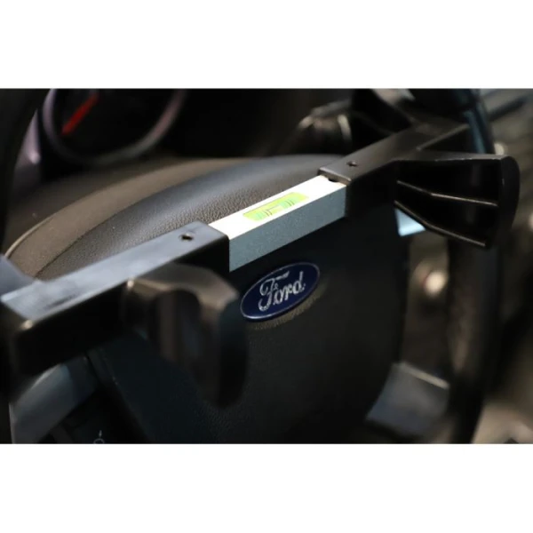 Niveau de réglage volant KS Tools 515.3184F - Mise en situation