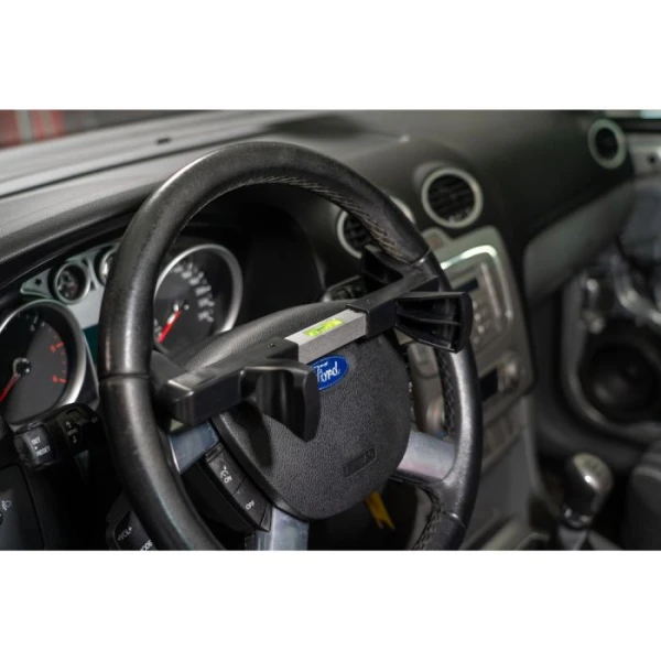 Niveau de réglage volant KS Tools 515.3184F - Mise en situation