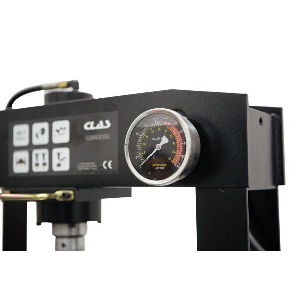 Presse hydraulique 30 Tonnes vérin coulissant sur pied CLAS OH 1035