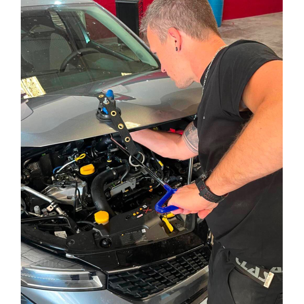 Kit débosselage 13 tringles + accessoires carrosserie CLAS - OC 8200 - Mise en situation