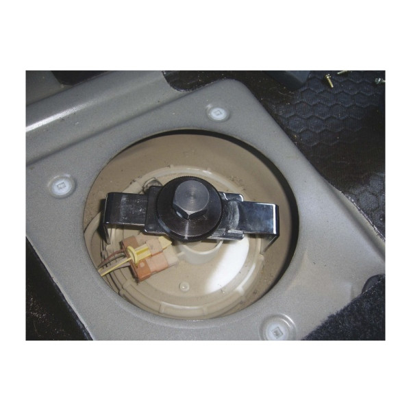 Jeu de 2 clés pour trappe de réservoir 2 bras KS TOOLS 150.9387