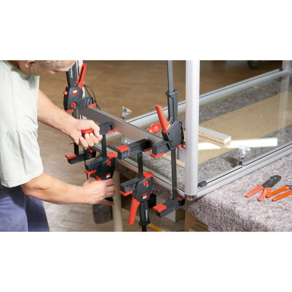 Presse "Une main" Ouverture 450/85 mm BESSEY