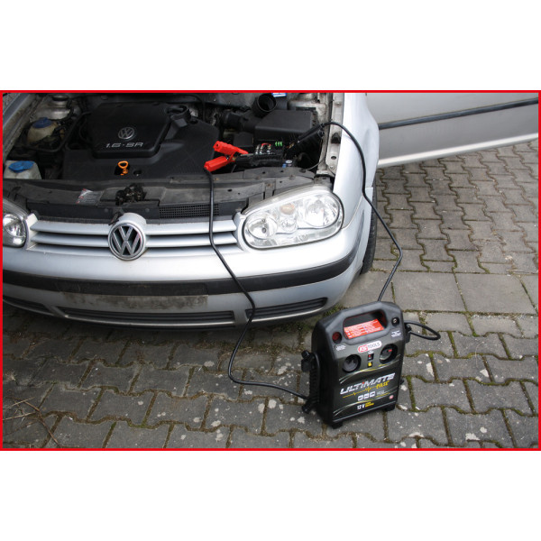 Booster avec système de démarrage à condensateur 12V - 720 A 550.1830 