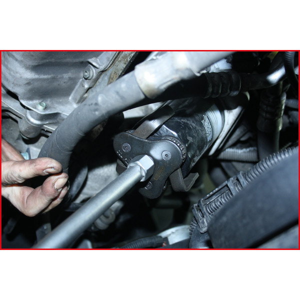 Clé de filtre à huile 3 bras auto-réglables avec adaptateur 65 -120 KS TOOLS 150.9314 