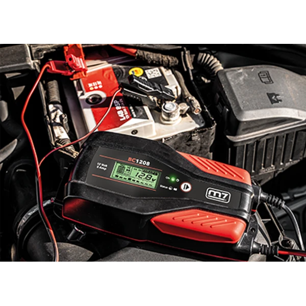 Chargeur De Batteries 6/12V 4Ah M7 - BC1204