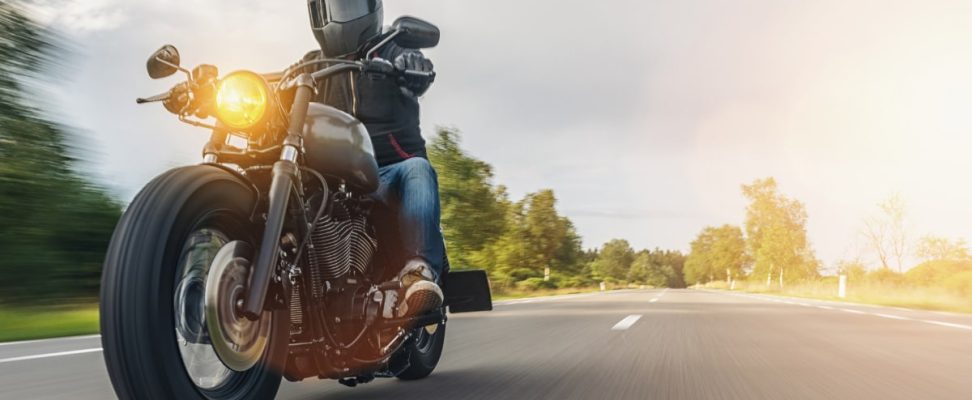 Chargement et stockage de la batterie de moto