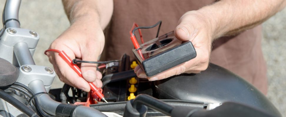 Problèmes courants des batteries de moto et solutions